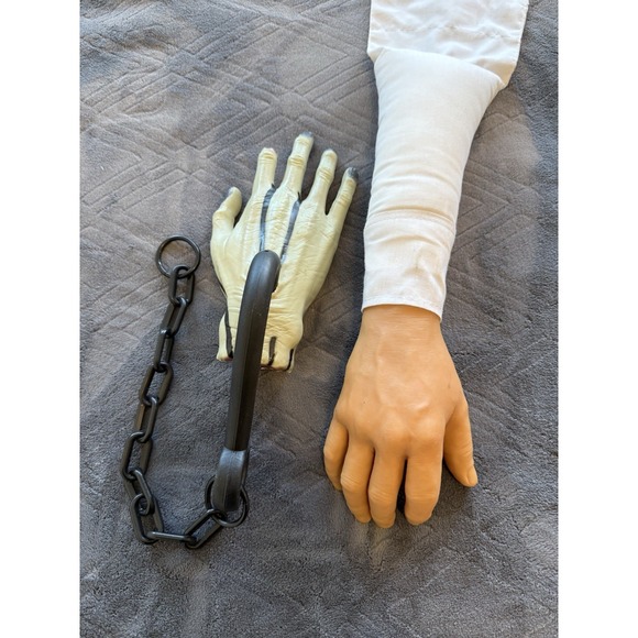 Pair Of Halloween Props/Decorations Realistic Arm And Scary Hand With Chain - Picture 1 of 6
